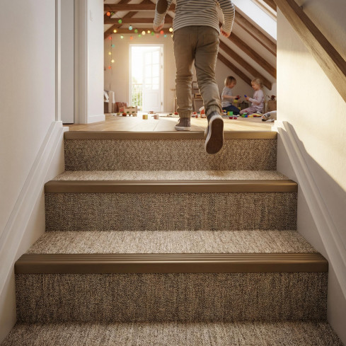 Halkfri trappkantlist PVC 48x42 mm, sj&auml;lvh&auml;ftande trapprofil med sj&auml;lvh&auml;ftande tejp PMW, beige