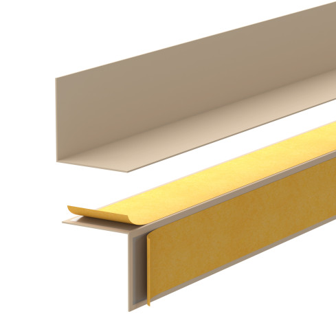 Minimalistisk sj&auml;lvh&auml;ftande PVC golvlist &ndash; h&aring;rd, beige