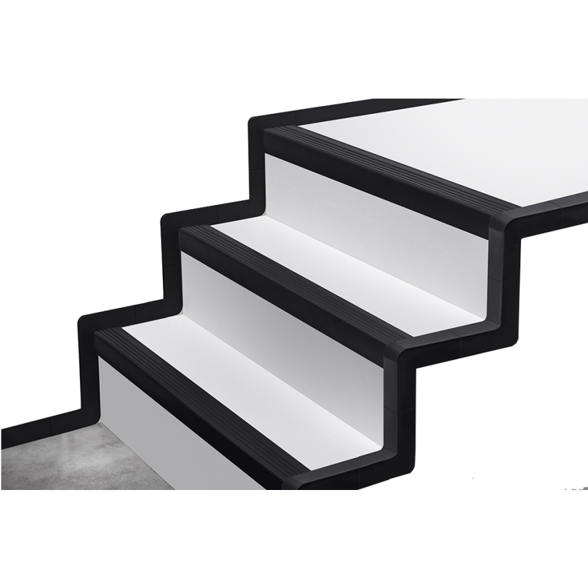 Set för trappbehandling av brun PVC-trappor