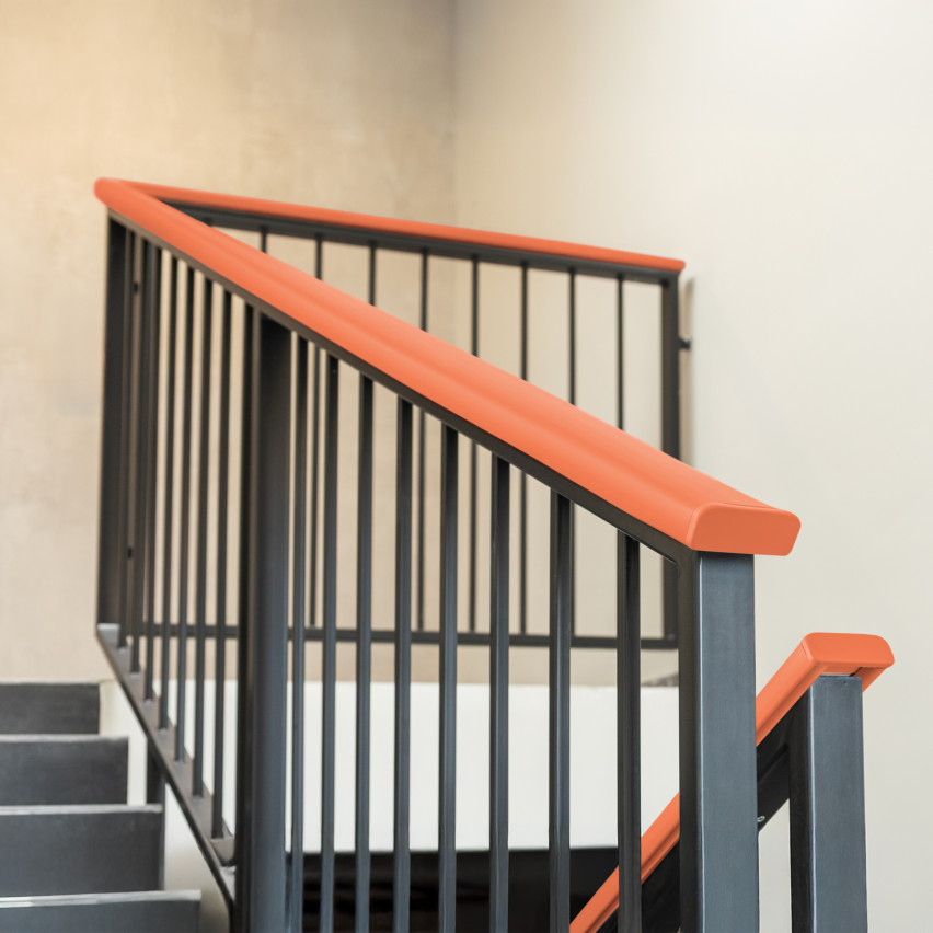 Avslutning för PVC-räckesstolpe, gavel för PREMIUM räckesprofil, 40x8, tegel