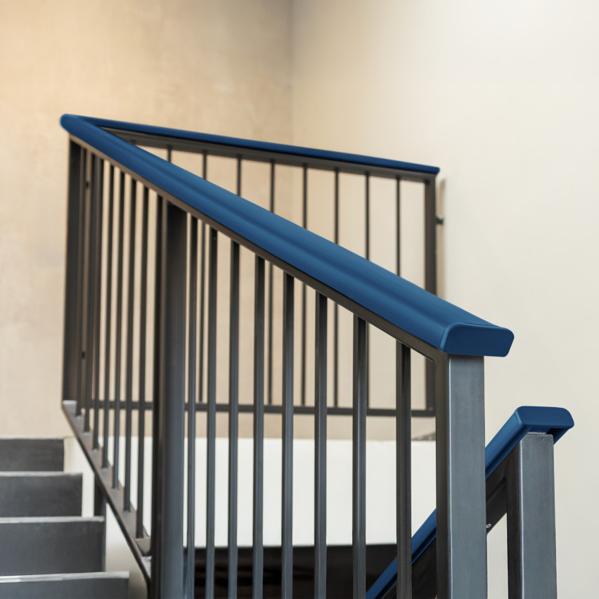 Avslutning för PVC-räckesstolpe, gavel för PREMIUM räckesprofil, 40x8, mörkblå