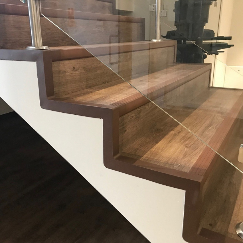 Yttre hörnelement PVC  Z2, brun