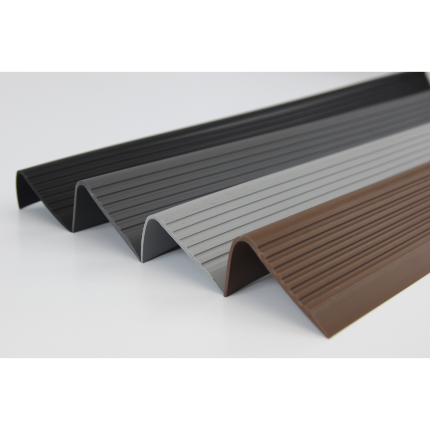 Halkfri trappkantlist PVC 70x40 mm, trapprofil RGPD, grå, 150 cm