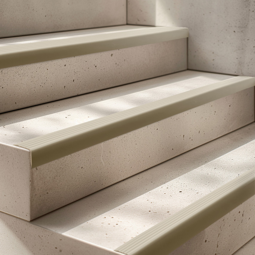 Set: Självhäftande Halkfria Trapprofiler, beige, 40x25 mm, 100 cm