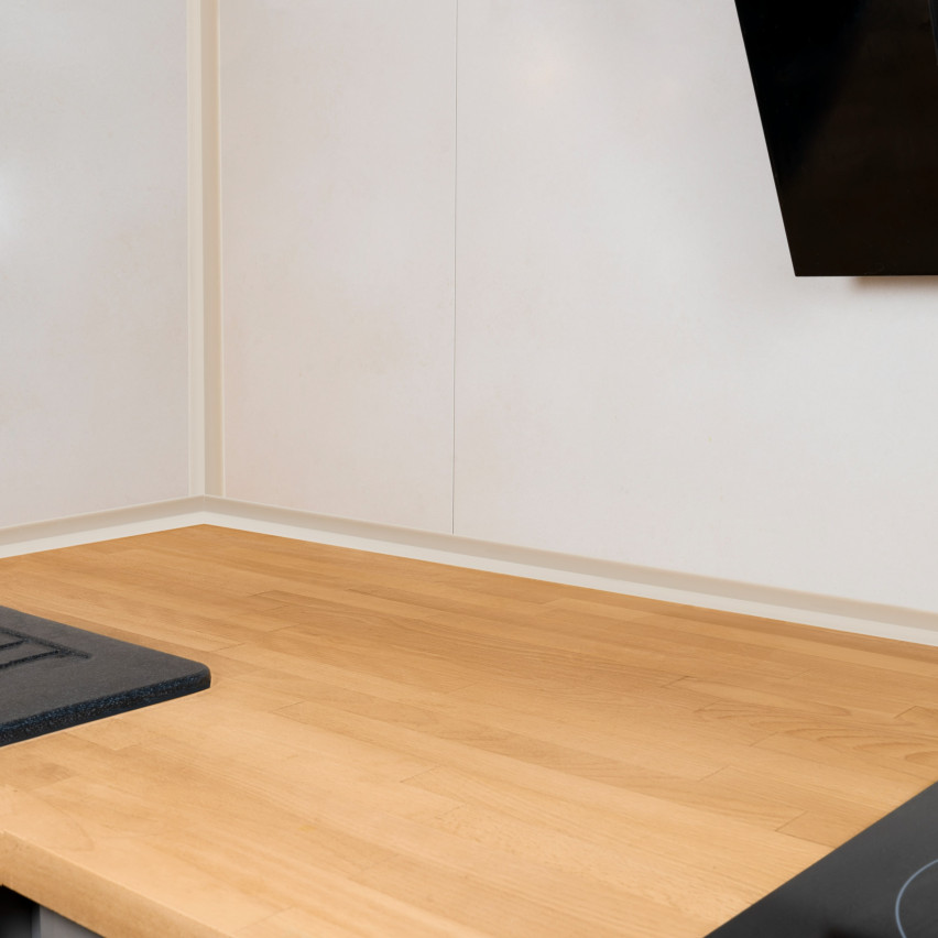 Monteringslist PVC avslutningslist, självhäftande, flexibel, brun