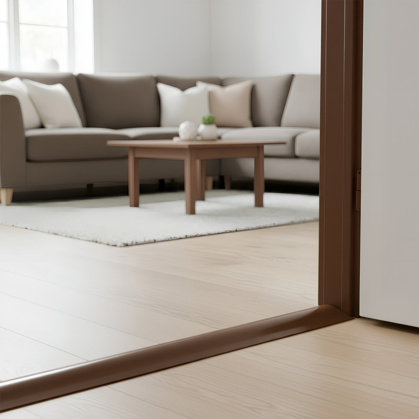 Självhäftande Flexibel PVC Rampprofil för Kakel och Mattor, Brun