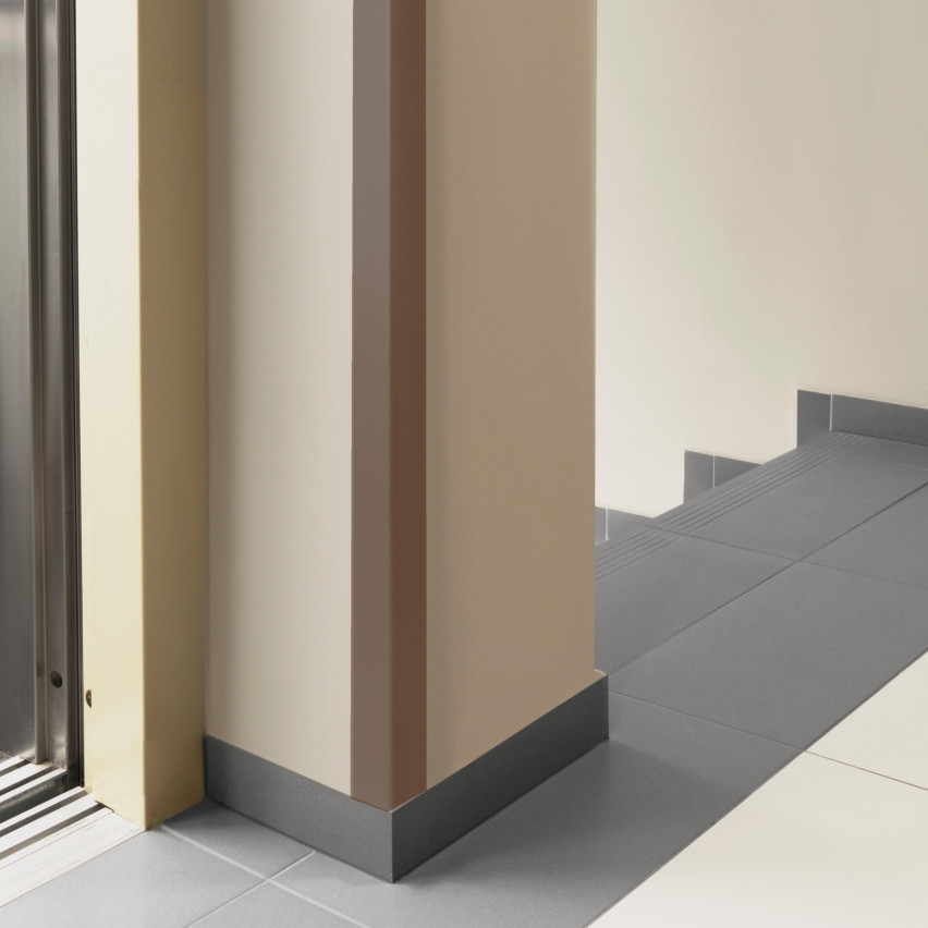 Hårt hörnskyddslist PVC självhäftande, dekorativa brun, KTK