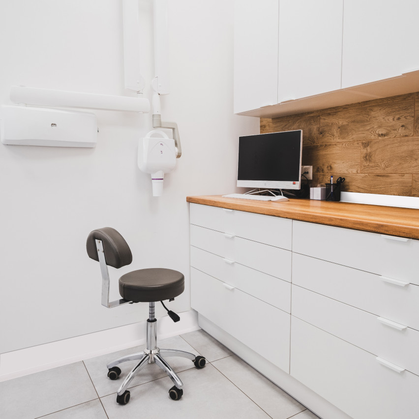 Golvlist självhäftande PVC 70x20 mm självhäftande flexibel golvlist, sockelbräda sockel, vit