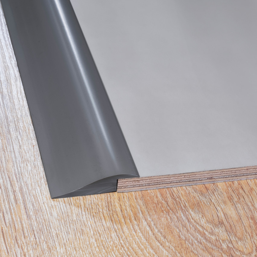 Självhäftande Flexibel PVC Rampprofil för Kakel och Mattor, Mörkgrå